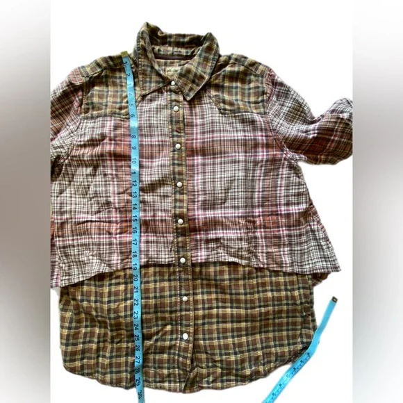 We the Free Plaid Two Tone Layered Flannel size Medium - Picture 10 of 14